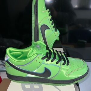 Nike SB Dunk Low DS The PowerPuff Girls Buttercup